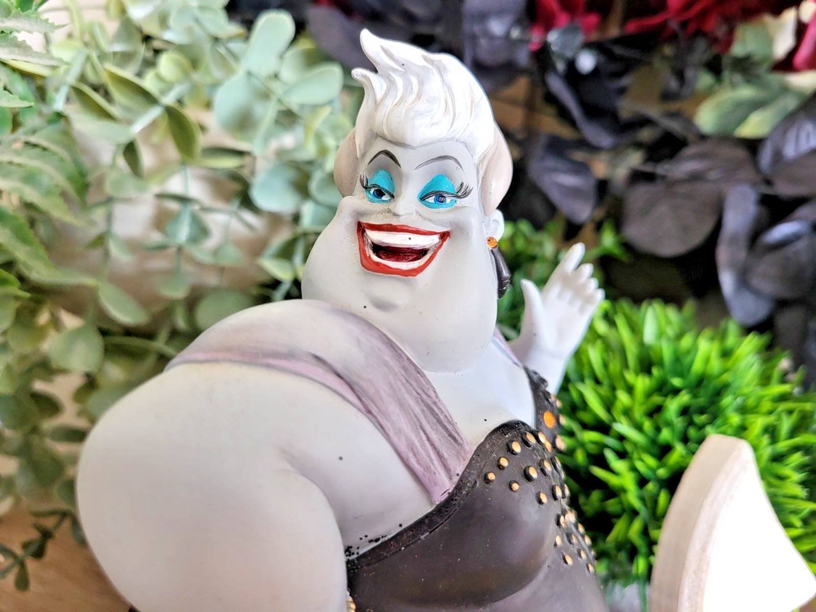 Disney Showcase Ursula Couture De Force Figurine The Little Mermaid Boxed2