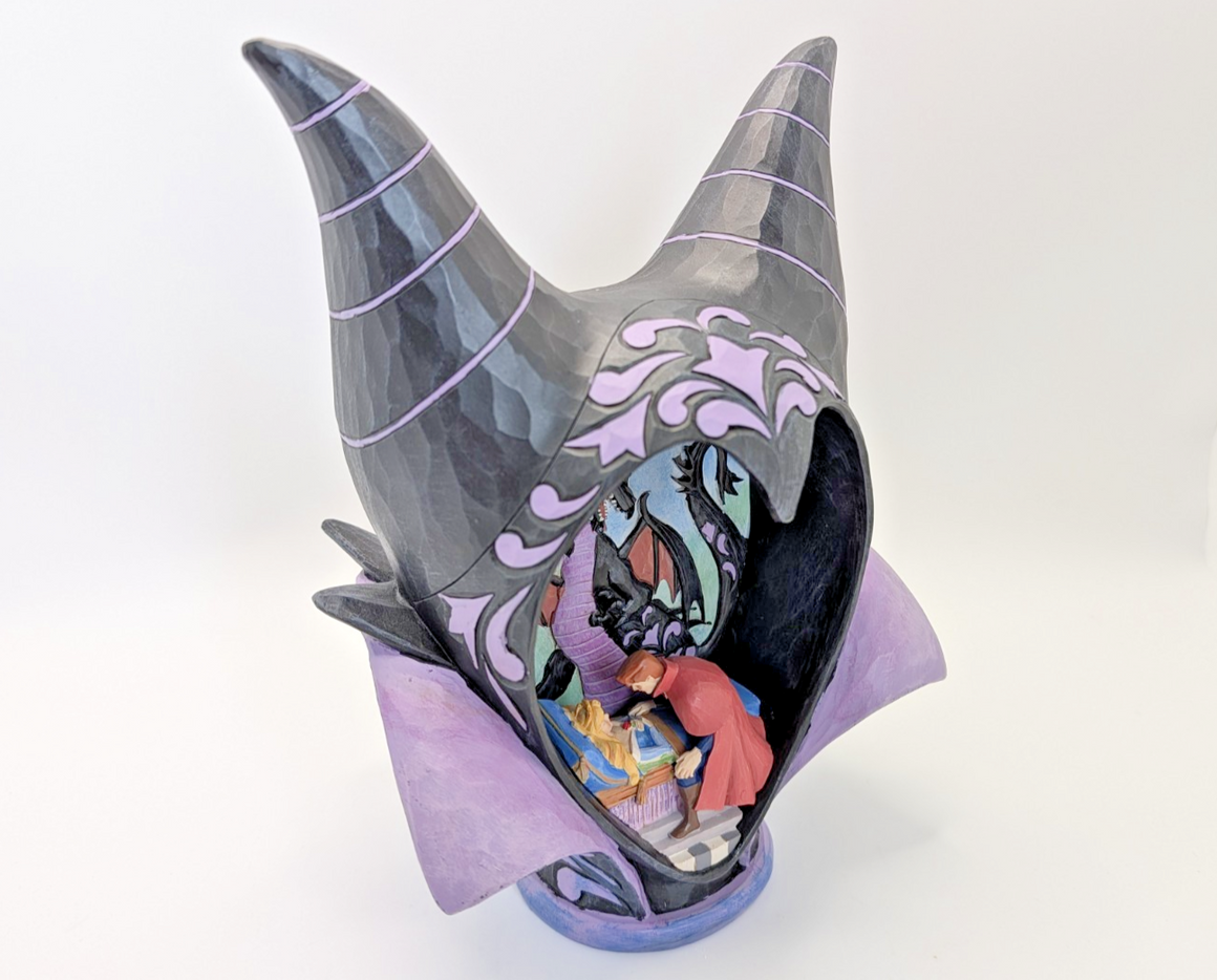 Disney Traditions True Love's Kiss Aurora Prince Philip and Maleficent figurine photo 12
