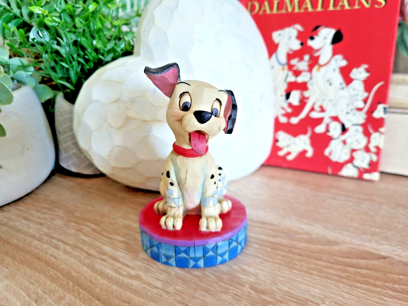 Disney Traditions Showcase Happy Go Lucky Figurine 101 Dalmations Jim Shore2