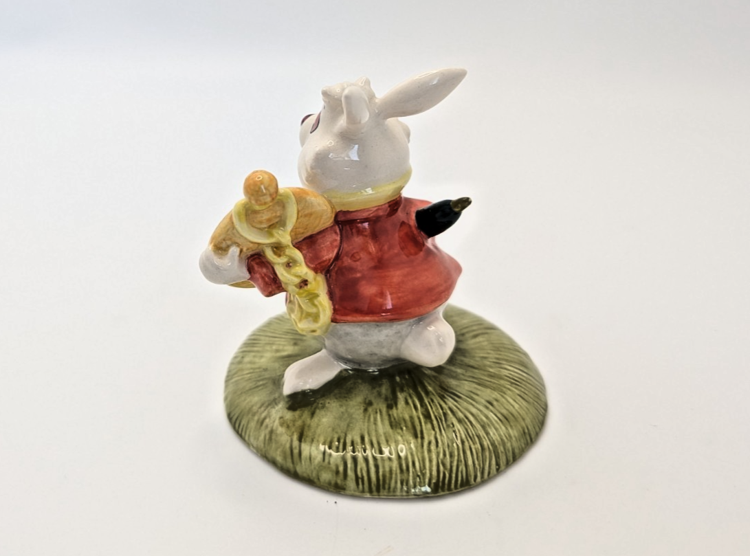 Alternate view of Royal Doulton White Rabbit AW5 limited edition figurine 461 of 2000