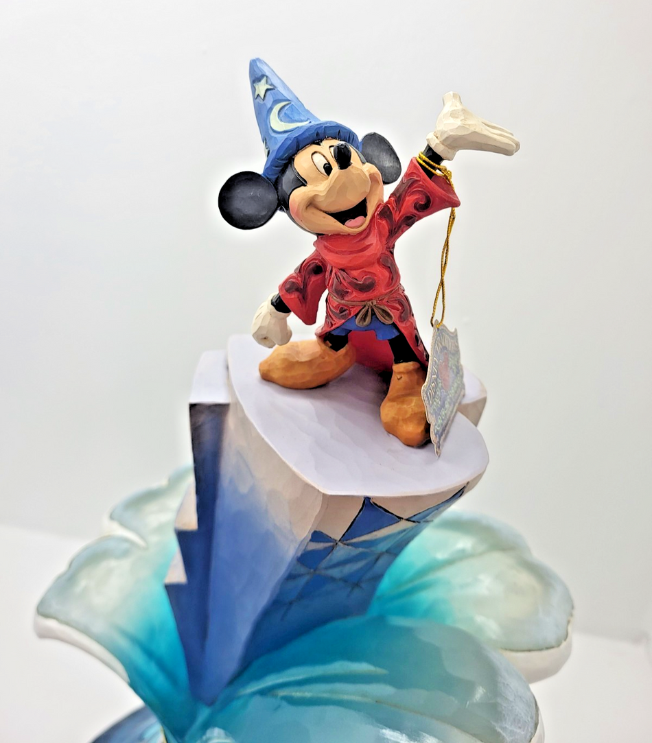 Disney Traditions Summit of Imagination (Sorcerer Mickey Masterpiece Figurine)1