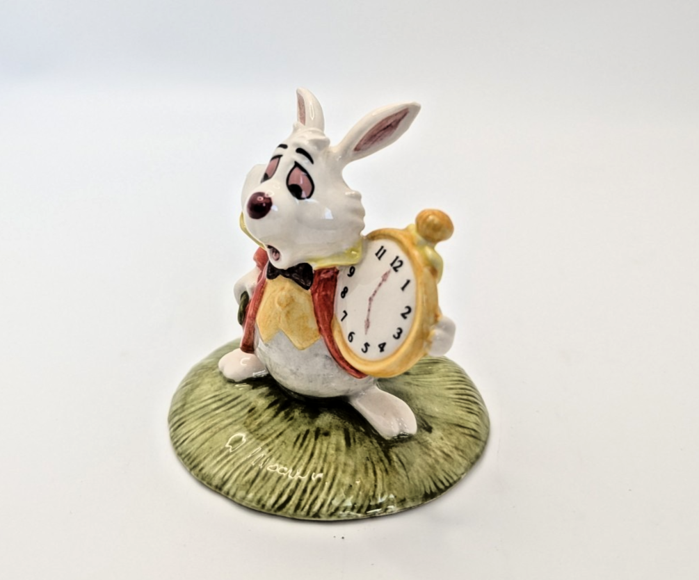 Alternate view of Royal Doulton White Rabbit AW5 limited edition figurine 461 of 2000
