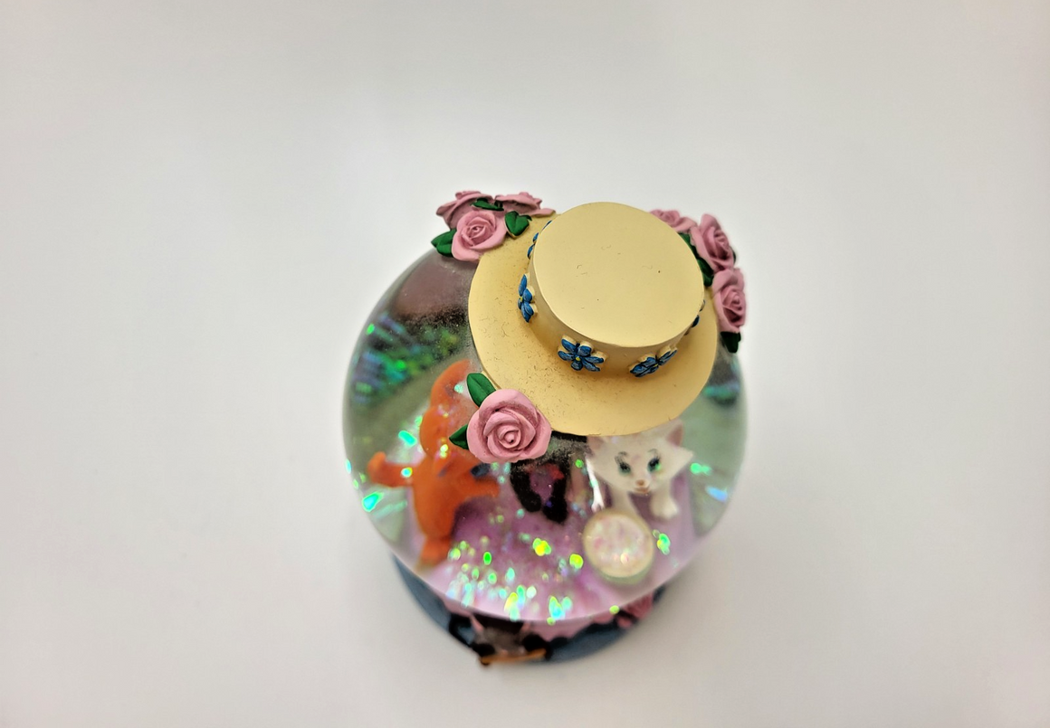 Disney Aristocats Snowglobe Disneyland Paris Exclusive Aristocats Kittens Marie15