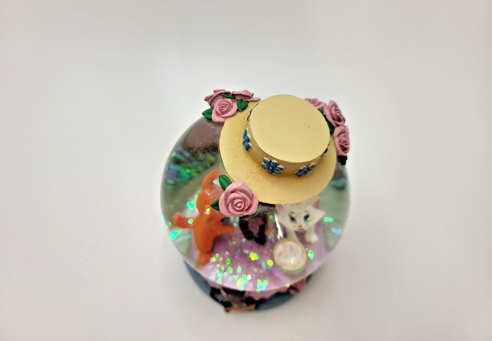 Disney Aristocats Snowglobe Disneyland Paris Exclusive Aristocats Kittens Marie15