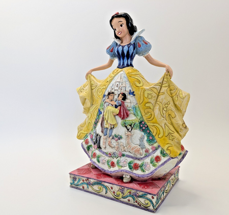 Disney Traditions Showcase Fairytale Endings For The Fairest Figurine Snow White5