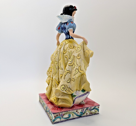 Disney Traditions Showcase Fairytale Endings For The Fairest Figurine Snow White11