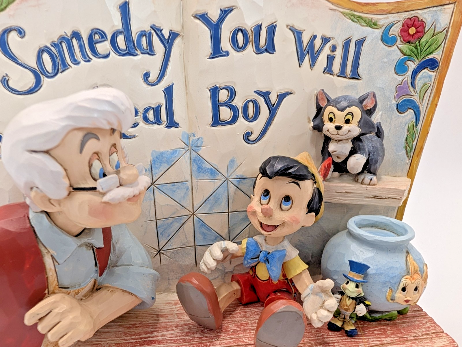 Disney Traditions Showcase Pinocchio Figurine Someday You Will Be A Real Boy10