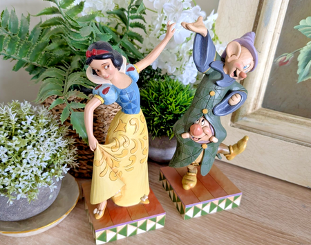Disney Traditions Snow White and Dopey Dancing Partners boxed figurine