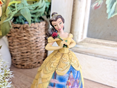 Disney Traditions Belle Enchanted 4045238 Castle Dress figurine - view 2
