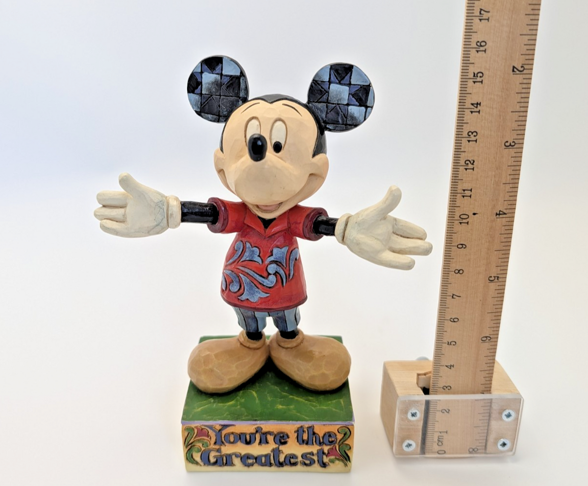 Disney Traditions Mickey Mouse You're the Greatest 4049637 – three-quarter view