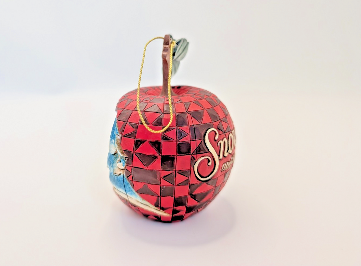 Disney Traditions Snow White apple hanging ornament A9047 – three-quarter view