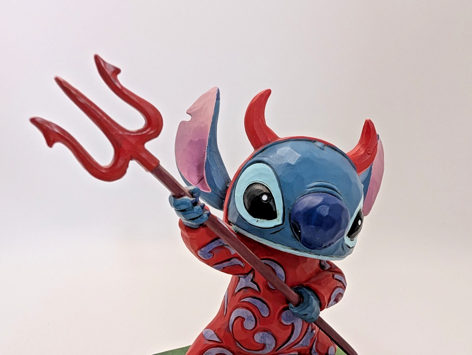 Disney Traditions Stitch Devilish Delight figurine by Jim Shore photo 16