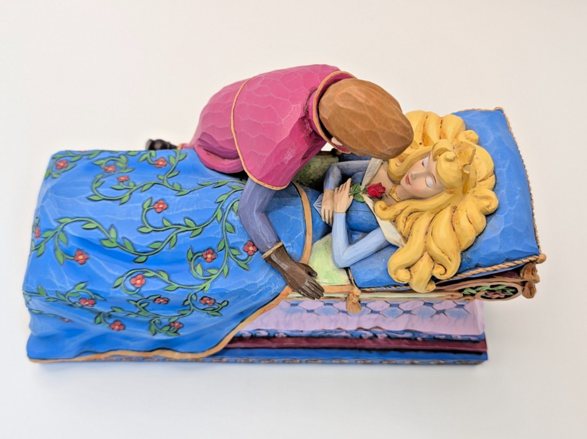 Disney Traditions Aurora Phillip The Spell Is Broken 4056753 figurine - full display view