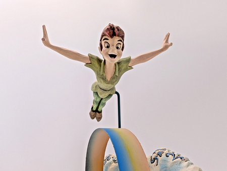 Disney Traditions Peter Pan Soars to the Stars 4009043 – detail and condition photograph 18