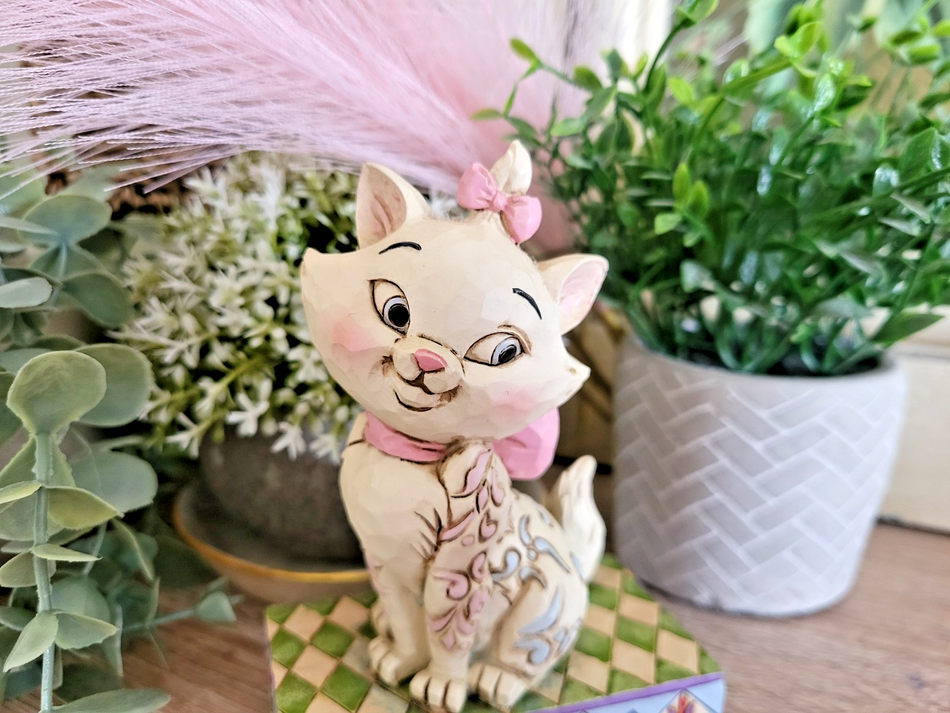 Disney Traditions Showcase Jolie Marie Figurine 4007213 by Jim Shore