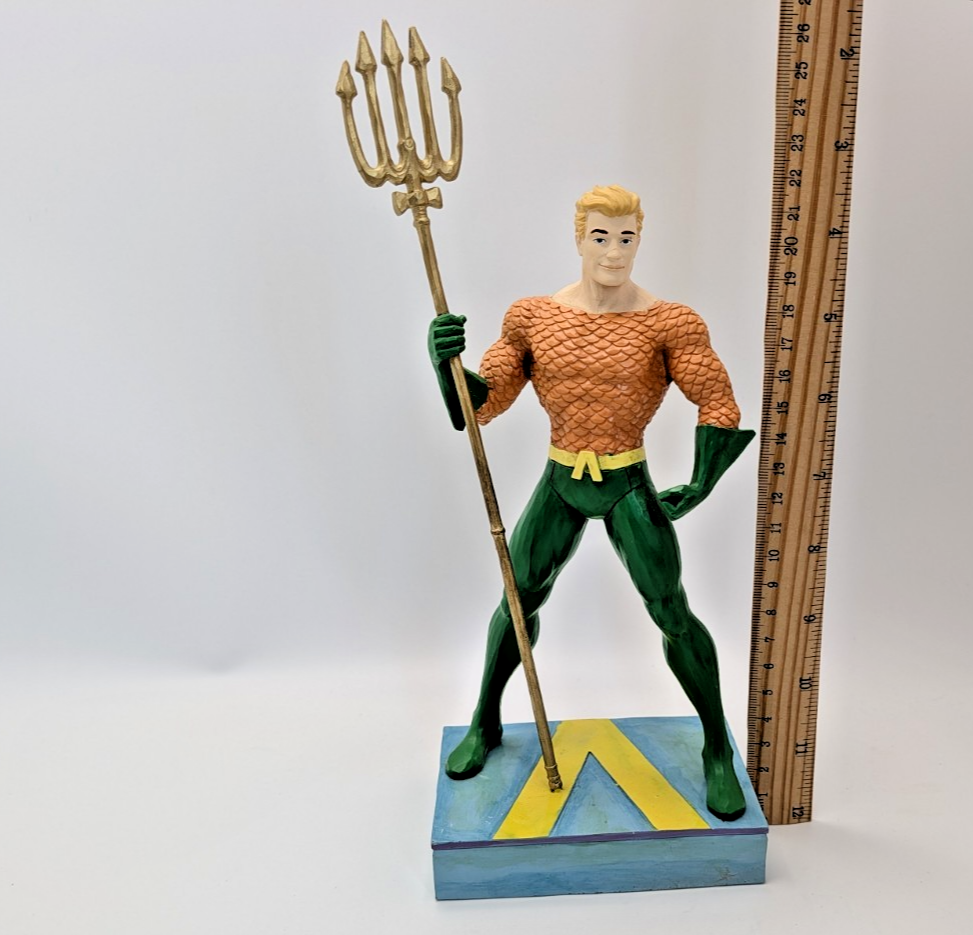 Alternate view of Jim Shore DC Comics Aquaman King of the Seven Seas figurine 6003026