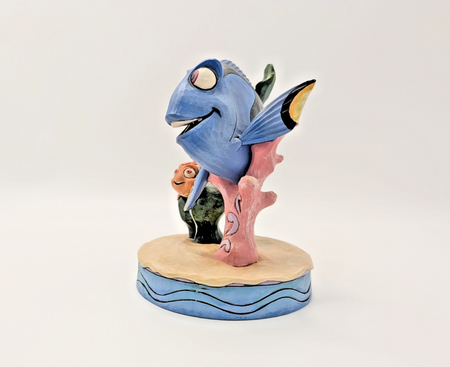 Disney Traditions Showcase Finding Nemo Floating Friendship Dory Fish Figurine6