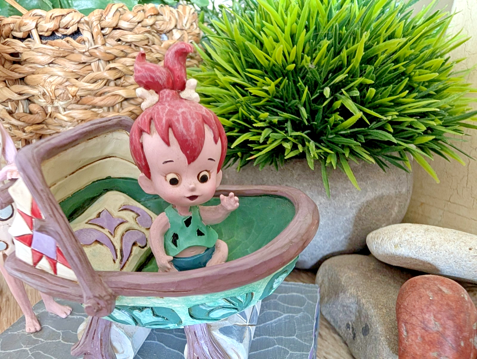 Jim Shore Flintstones Wilma and Pebbles Bedrock Buggy figurine 4058334 photo 2