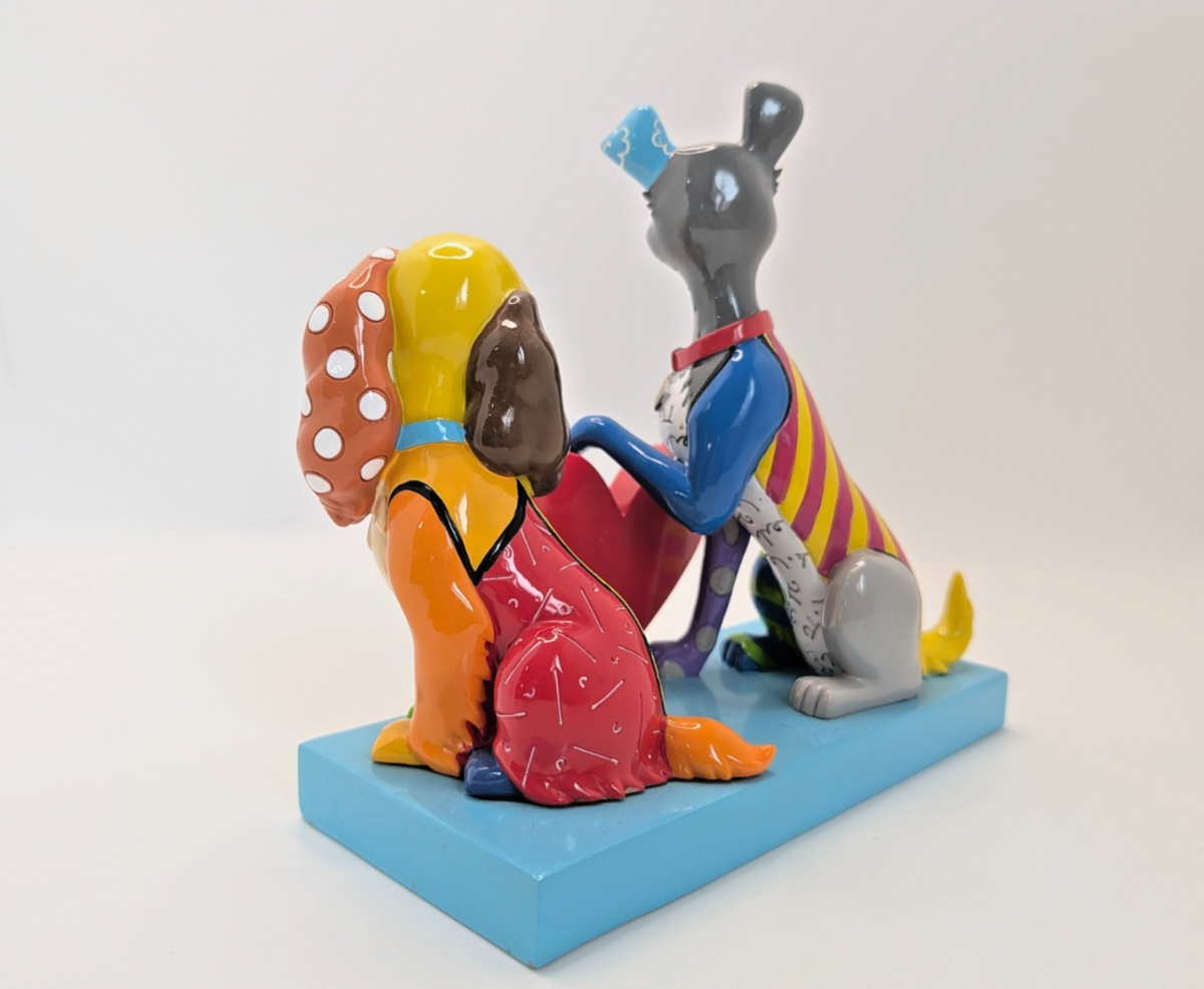 Disney Britto Lady and the Tramp 6008528 unboxed figurine - base detail