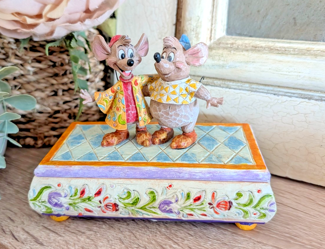 Disney Traditions Bosom Buddies Jaq and Gus trinket box 4007661 - front view