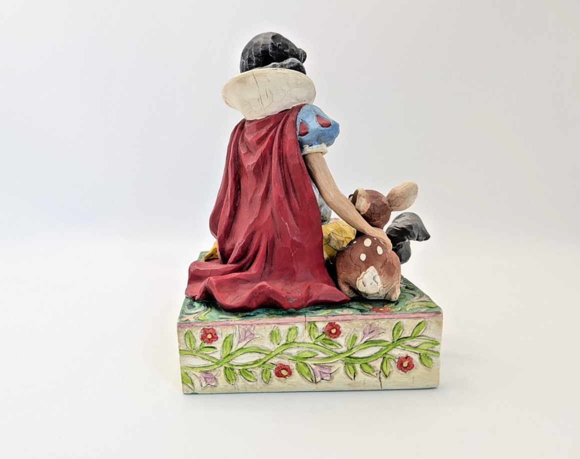 Disney Traditions Showcase Snow White Figurine Friendship Makes The Heart Sing12