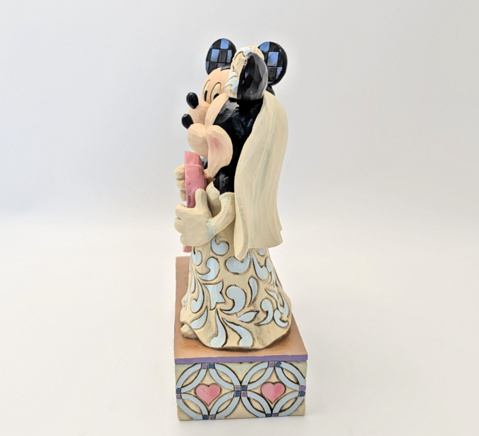 Disney Traditions Mickey and Minnie Two Souls One Heart figurine 4059748