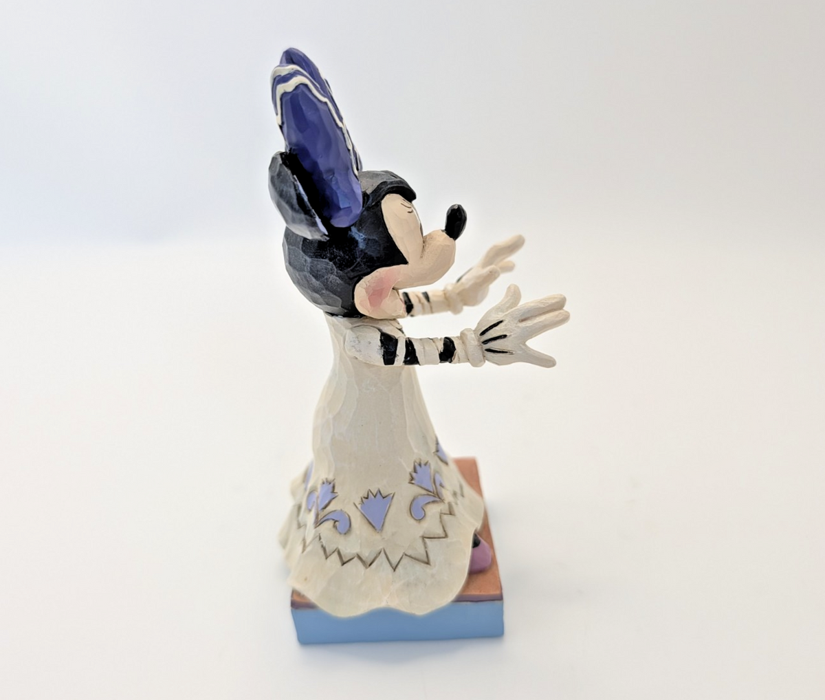 Disney Traditions Minnie Mouse Scream Queen 6007078 by Jim Shore - Boxed with Tag - product view 9