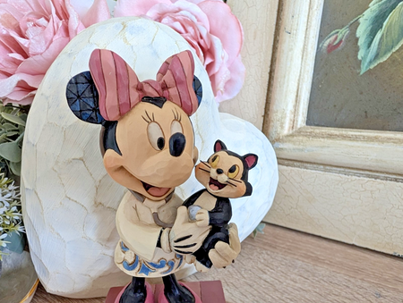 Alternate view of Disney Traditions Minnie Mouse and Figaro Tender Love and Care figurine 4049631