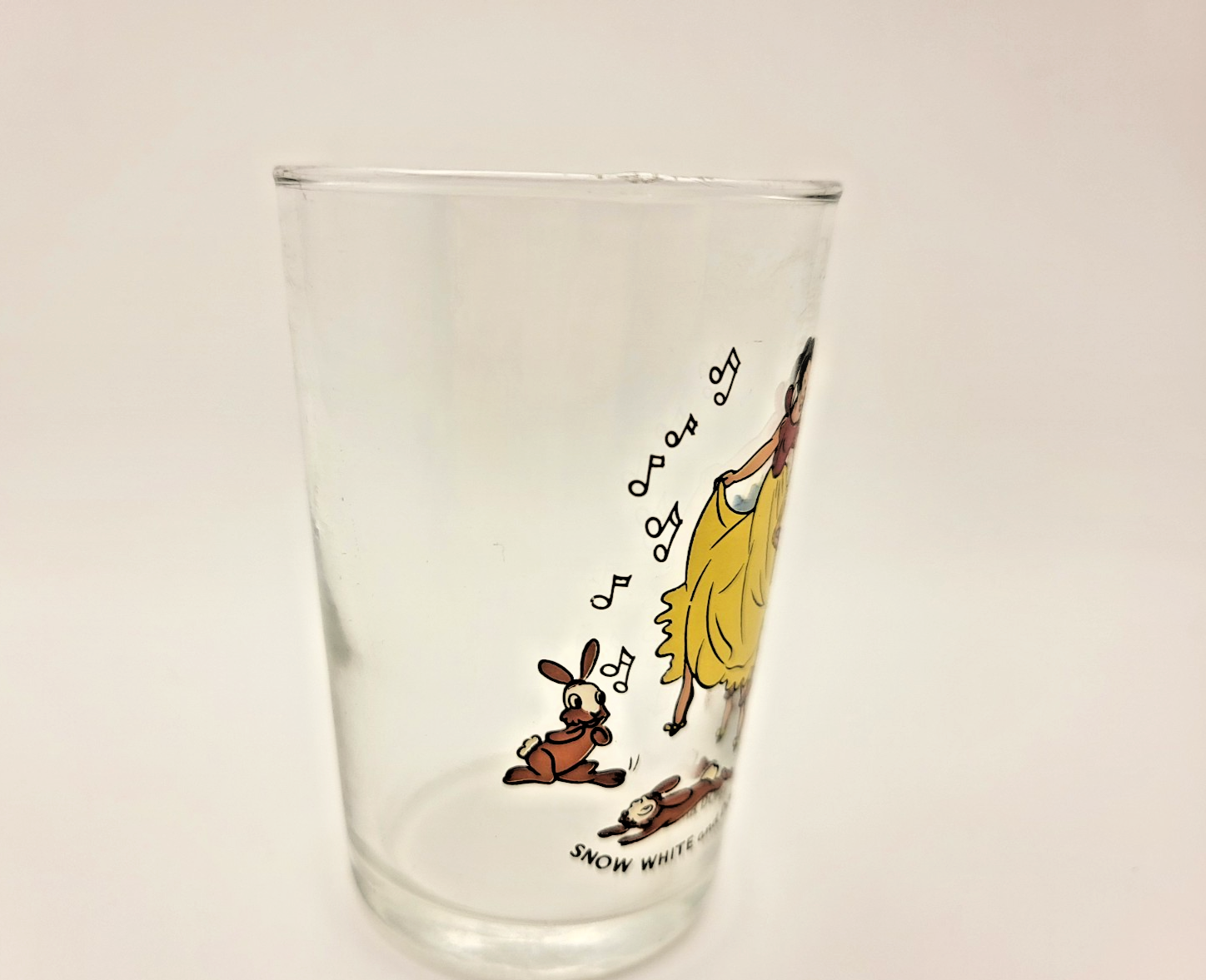 Vintage Disney Snow White Dopey Glass Tumbler 1980s 1990s Collectible Snow White2