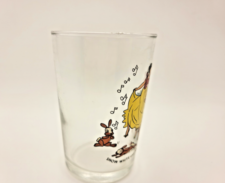 Vintage Disney Snow White Dopey Glass Tumbler 1980s 1990s Collectible Snow White2