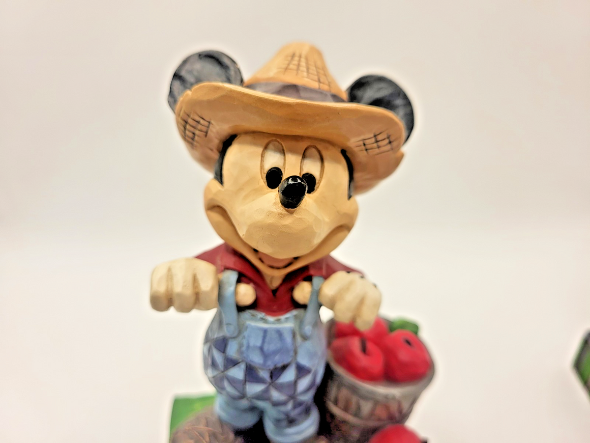 Disney Traditions Mickey & Minnie Figurines Country Life Fresh From The Farm11