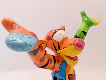 Disney Britto Tigger 4044121 Winnie the Pooh pop art figurine - view 16