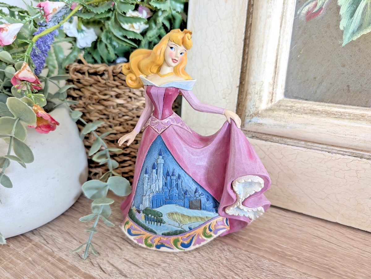 Disney Traditions Aurora Once Upon a Kingdom 4045242 Castle Dress – full figurine view