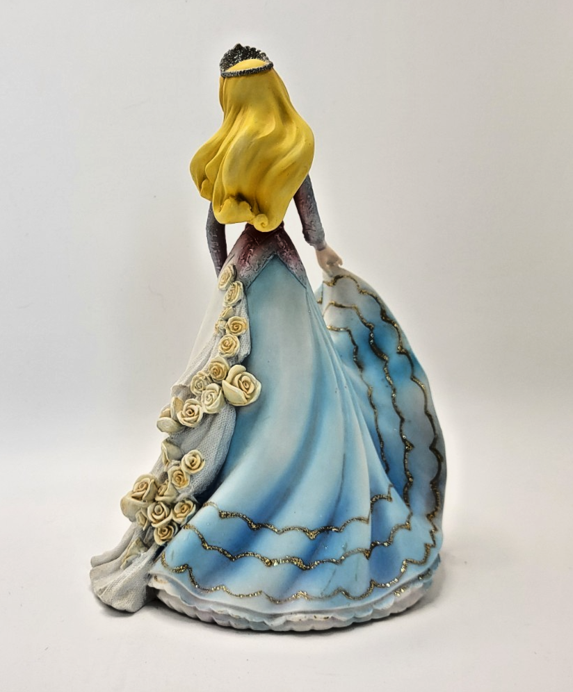 Disney Aurora Sleeping Beauty Couture de Force Figurine 4031543 Enesco Ornament5
