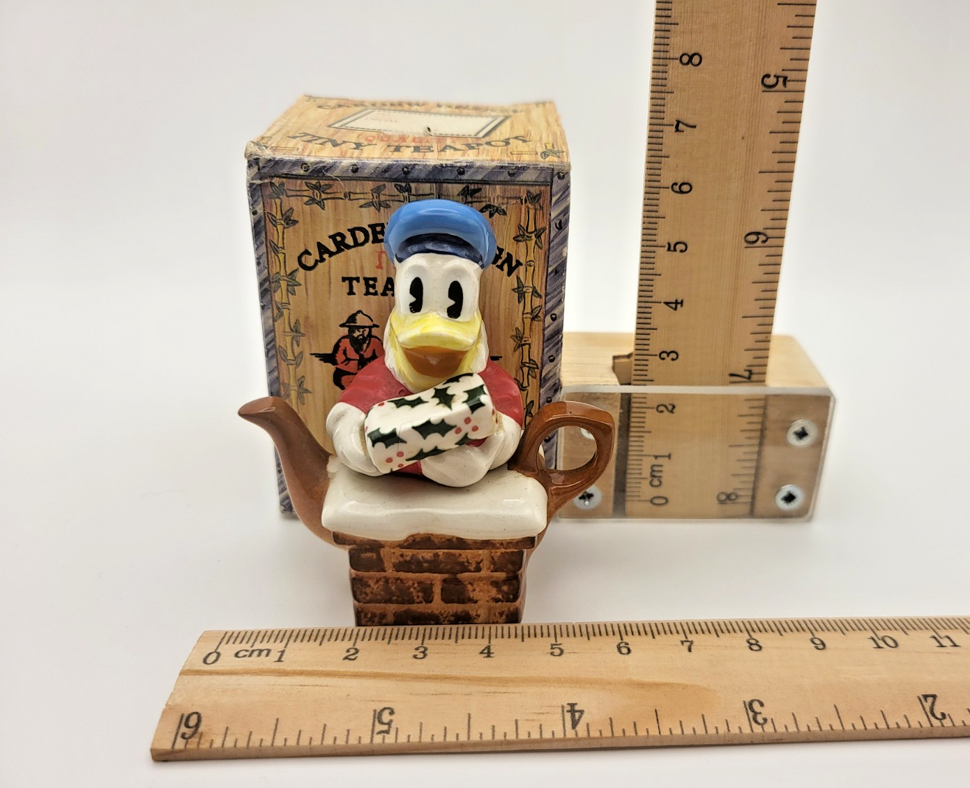 Disney Cardew Tiny Teapot Donald Duck Christmas Limited Edition 1037/10000 Boxed13