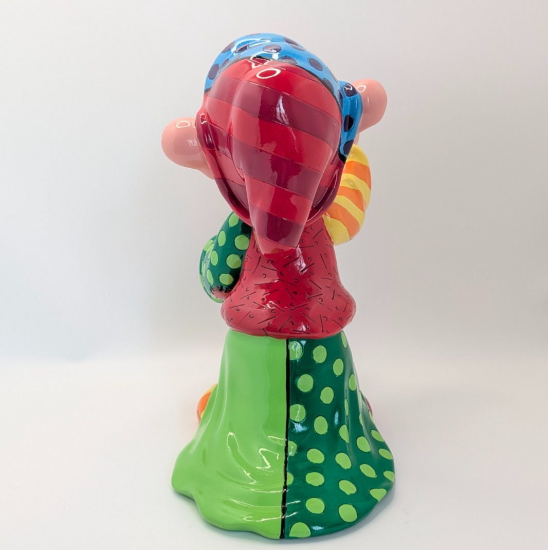 Disney Britto Dopey Snow White 4055687 unboxed figurine - costume and pattern detail