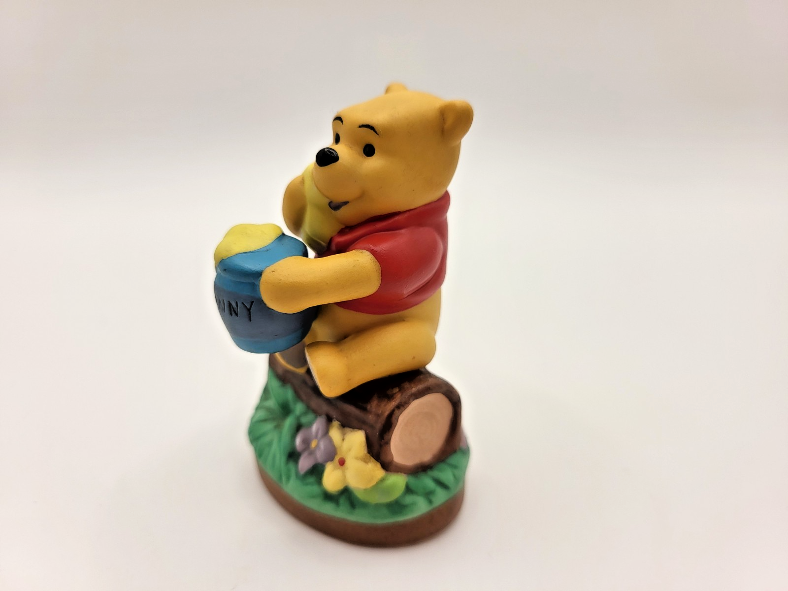 Winnie The Pooh  Disney Grolier Premier Edition  Porcelain Ornament Figure2