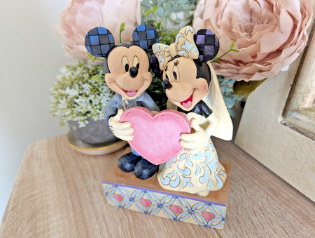 Disney Traditions Mickey and Minnie Two Souls One Heart figurine 4059748