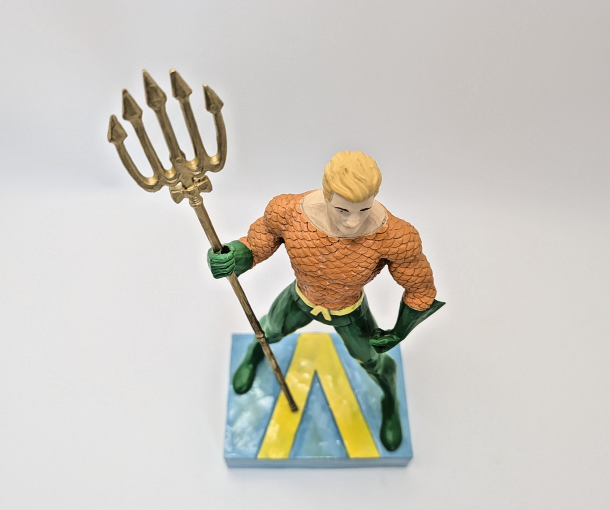 Alternate view of Jim Shore DC Comics Aquaman King of the Seven Seas figurine 6003026