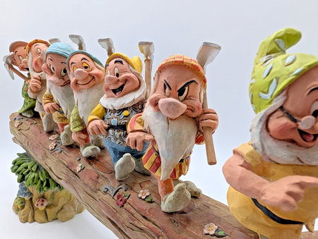 Disney Traditions Showcase Homeward Bound Figure Seven Dwarfs Ornament Jim Shore11