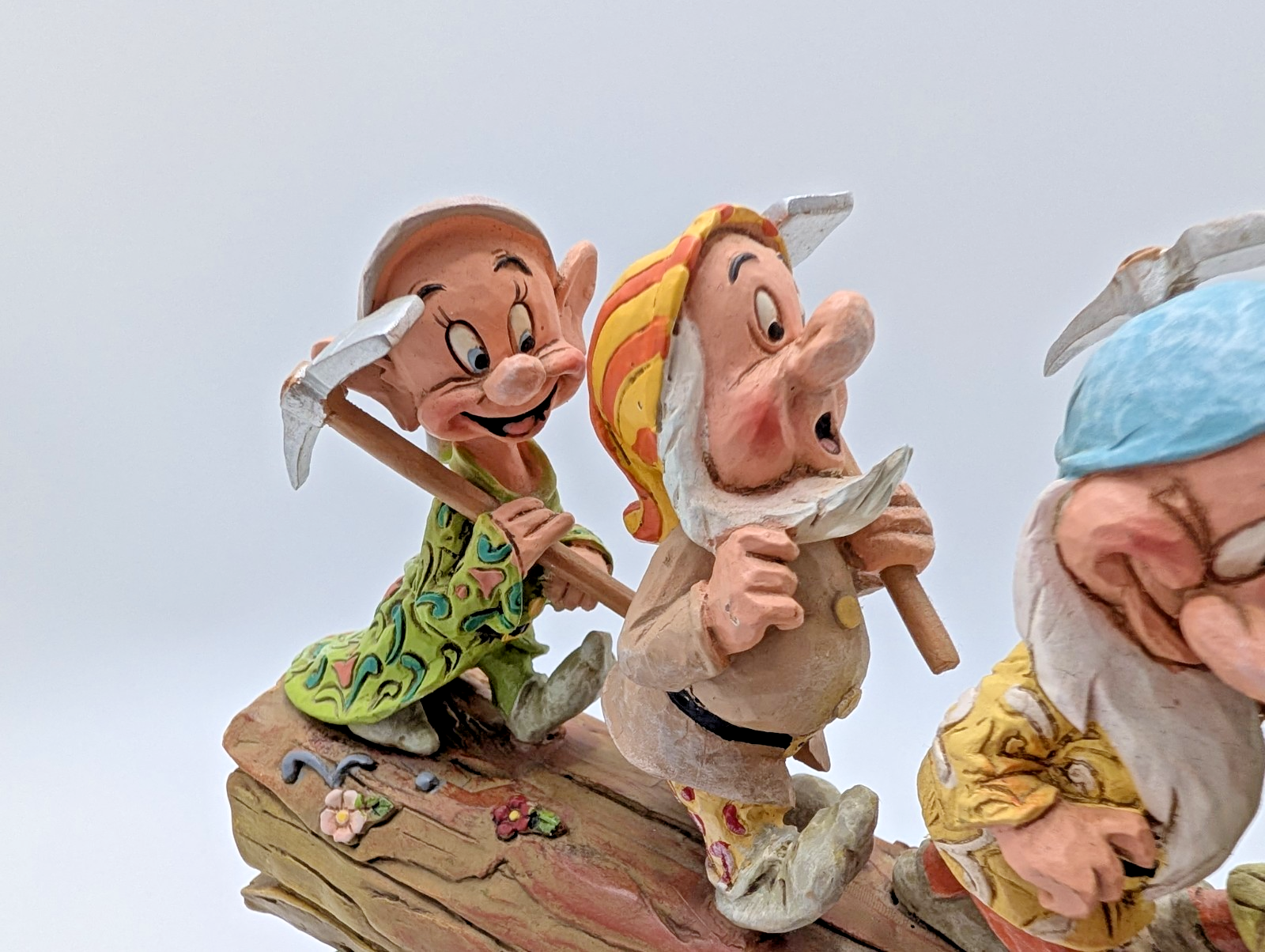 Disney Traditions Showcase Homeward Bound Figure Seven Dwarfs Ornament Jim Shore14