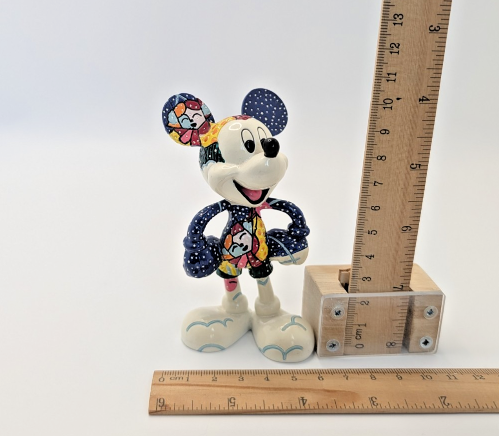 Disney Britto Mickey Mouse Winter Fun figurine 4021841 photo 9