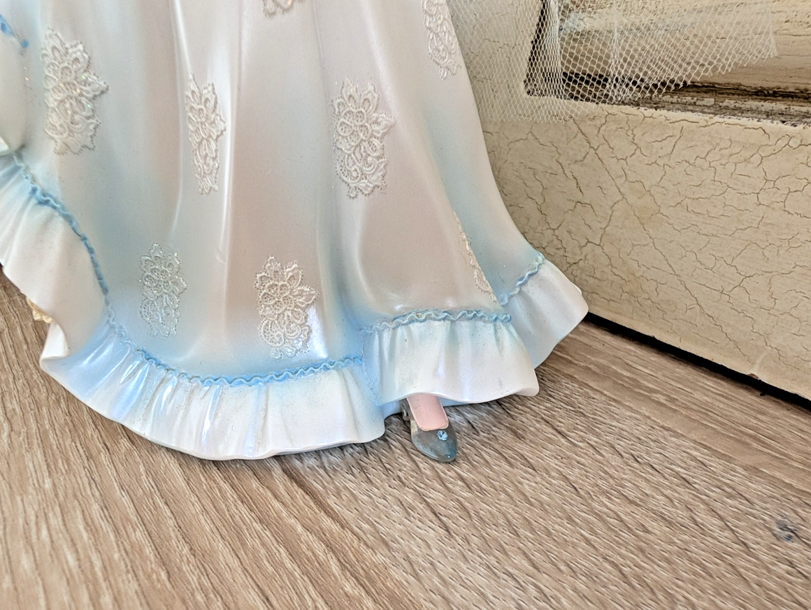 Disney Showcase Couture de Force Cinderella Bridal figurine 4045443