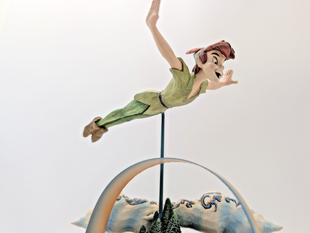 Disney Traditions Peter Pan Soars to the Stars 4009043 – detail and condition photograph 17