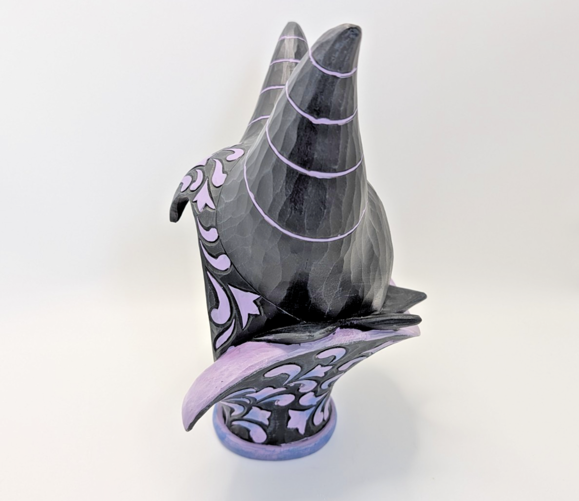 Disney Traditions True Love's Kiss Aurora Prince Philip and Maleficent figurine photo 7