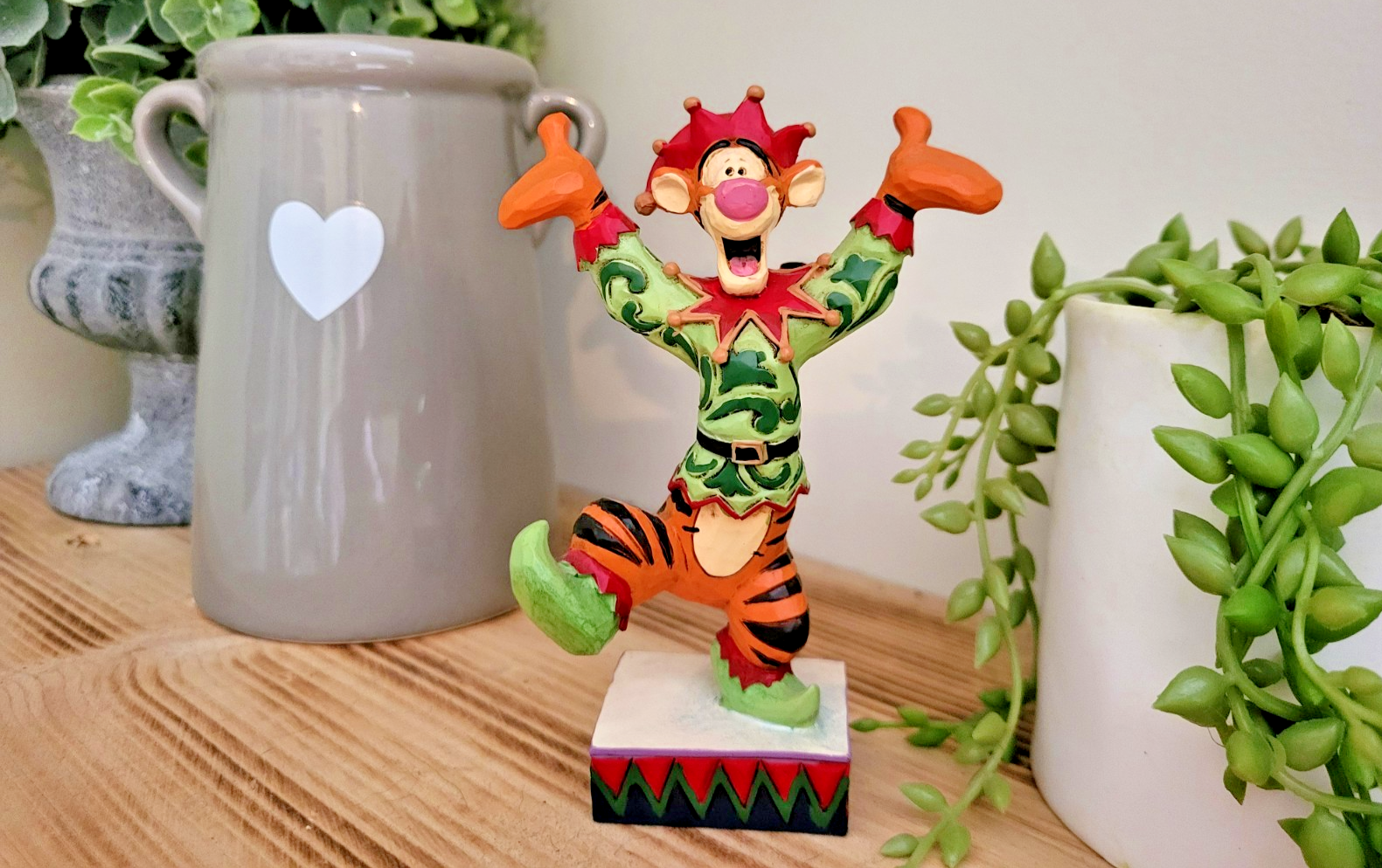 Disney Traditions Tigger Figurine Ecstatic Elf Ornament Jim Shore 60089830