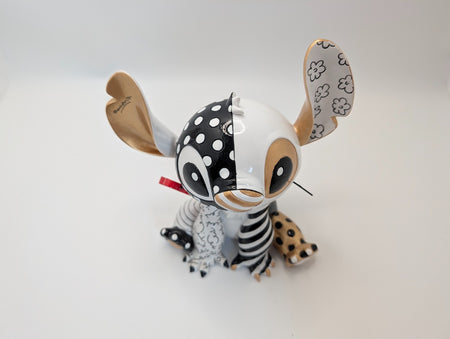 Disney Britto Midas Stitch 6010309 unboxed figurine - condition close-up