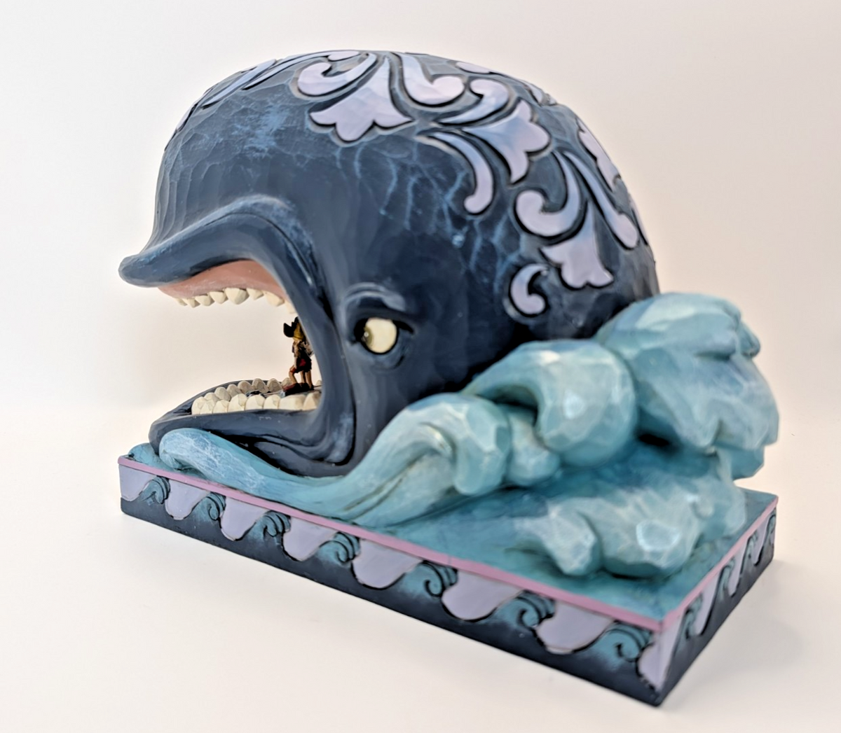 Disney Traditions Pinocchio A Whale of a Whale Figurine Jim Shore 60059717