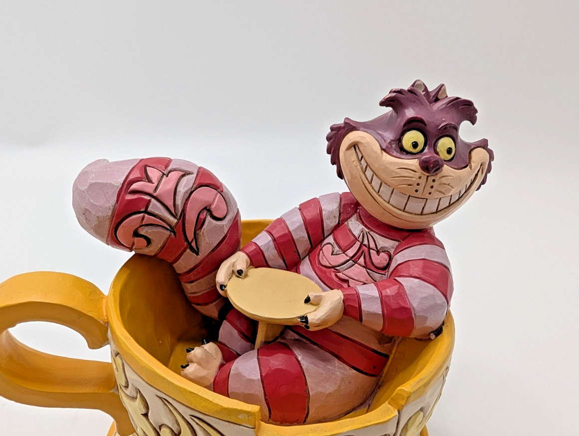 Disney Traditions Cheshire Cat Mad Tea Party 4032117 – detail and condition photograph 16