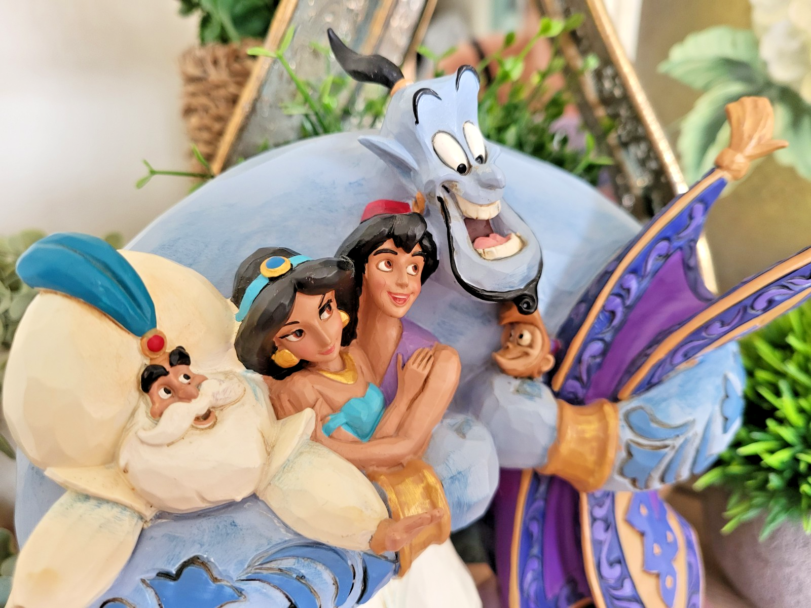 Disney Traditions Showcase Group Hug Aladdin Figurine Jasmine Abu Jim Shore2